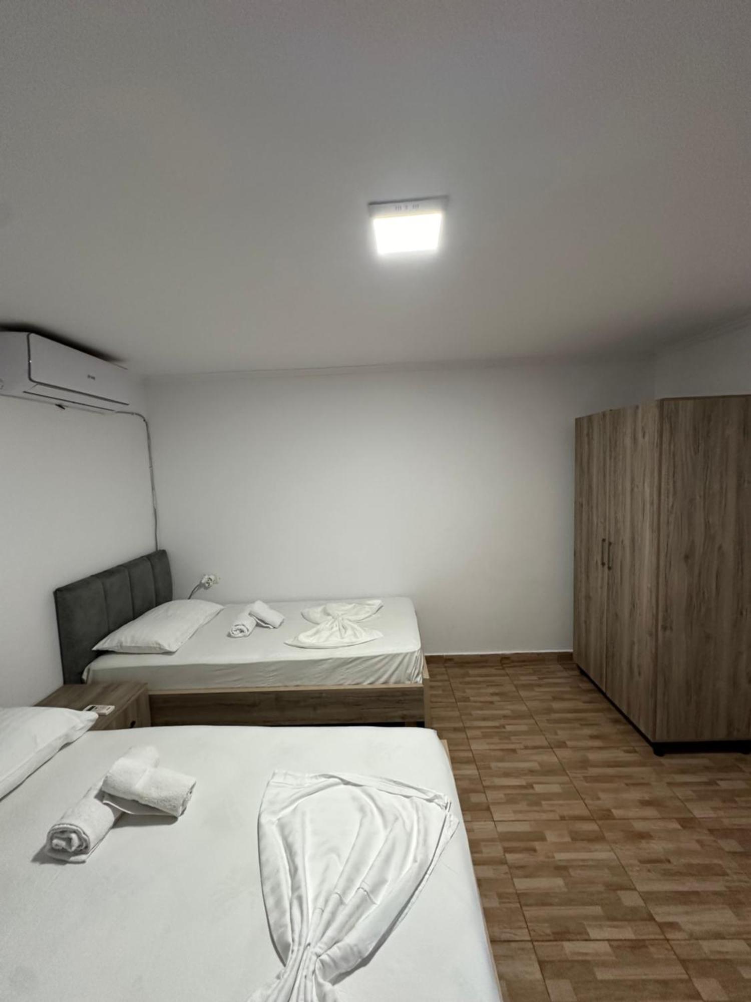 Elby Apartments ベラト エクステリア 写真